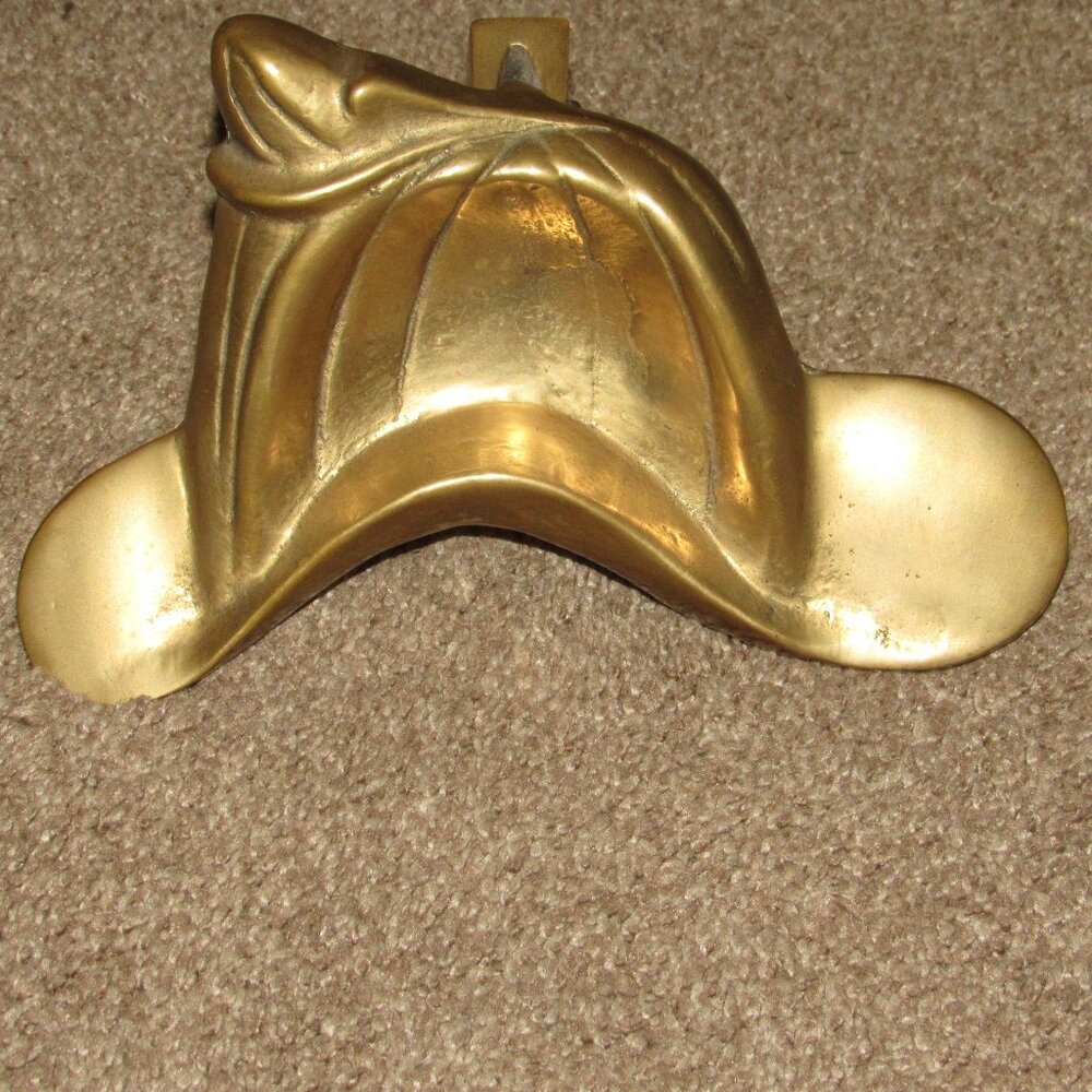 VINTAGE 80s PENCO BRASS Fireman Helmet DOOR KNOCKER New Bedford Mass 7" x 4.5"